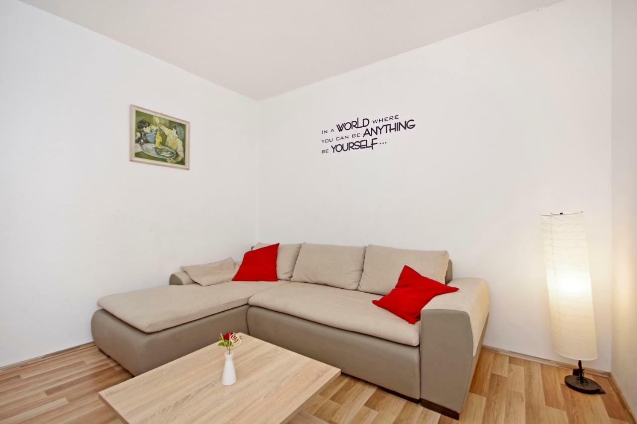 Apartments Andela Makarska Extérieur photo